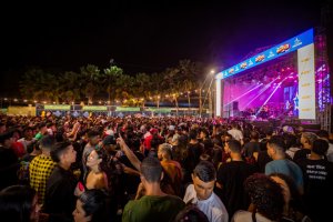 JHC abre São João do polo Benedito Bentes e diz que festa impulsiona comércio