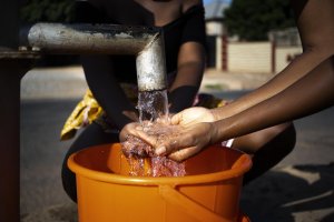 Quais doenças são causadas pela falta de saneamento básico?