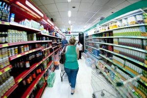 IPCA: preço dos alimentos cai e índice fica em 0,24% em junho