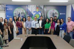 Vereador Allan Pierre homenageia a Uncisal com a entrega de uma Moção de Aplauso