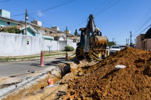 Secretaria de Infraestrutura implanta sistema de drenagem no bairro Antares