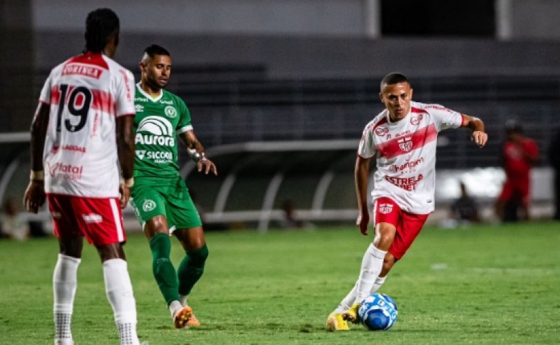 Chapecoense será o primeiro dos três duelos pela Série B. Foto: Francisco Cedrim/CRB