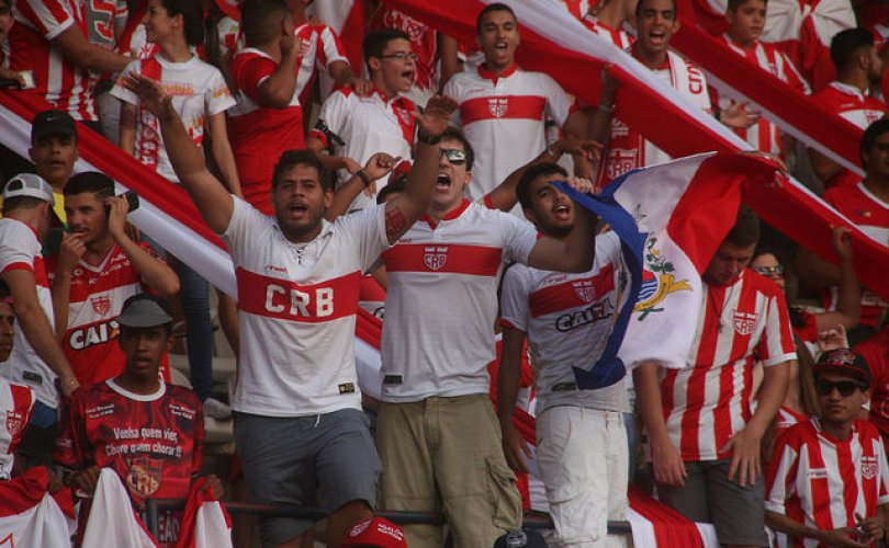 Torcedor do CRB tem atrativo extra para adquirir os ingressos para o jogo contra o Paysandu de forma antecipada