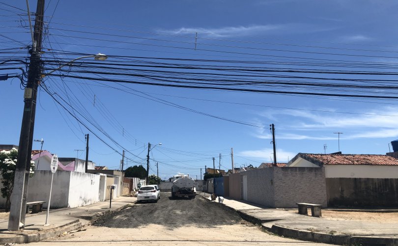 Ruas começam a ser asfaltadas no Village Campestre I