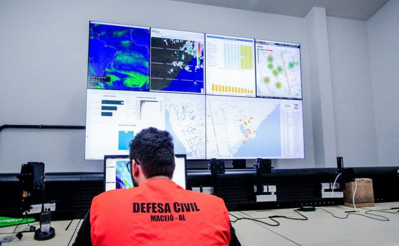 A Defesa Civil de Maceió atenderá as chamadas em caso de ocorrência. Foto: Pei Fon / Secom Maceió