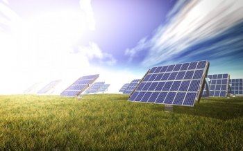 A queda foi motivada pela redução no preço do polisilício, principal matéria-prima para produção de placas solares; preço de R$ 2,76/Wp, é o menor preço médio da energia solar já registrado no país