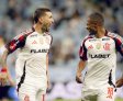 Com dois de Arrascaeta, Flamengo vence na Arena e aumenta pressão ao Grêmio