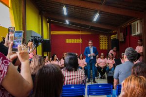 Governador Paulo Dantas entrega requalificação do Centro Educacional Cyro Aciolly