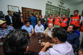 Presidente Michel Temer veio verificar de perto a situação das enchentes em Alagoas. (Foto: Pei Fon)