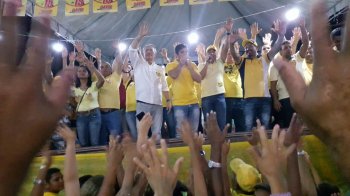 David Pedrosa realizou um dos maiores comícios já visto na política de Porto Calvo