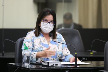 Deputada Fátima Canuto é a autora do projeto de lei (Foto: ALE/AL)