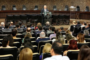 Otávio Praxedes discutiu com juízes e servidores o que pode ser feito para melhorar a produtividade do Judiciário alagoano. (Fotos: Caio Loureiro)