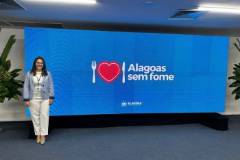 L﻿uciana Omena na 1ª reunião do programa Alagoas Sem Fome. | cortesia