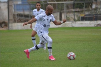 Após conquista, lateral do Alvinegro acredita em equipe embalada para a disputa do Campeonato Alagoano