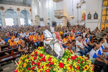 Catedral Metropolitana de Maceió ficou pequena para receber a multidão de fiéis. Ascom PMAL