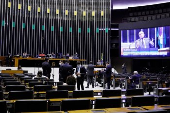Plenário da Câmara durante a sessão desta quarta (1º), durante votação da PEC das eleições — Foto: Maryanna Oliveira/Câmara dos Deputados