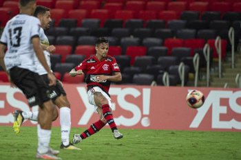 Com gols de Michael e Vitinho, Fla se garante em primeiro - Alexandre Vidal / Flamengo