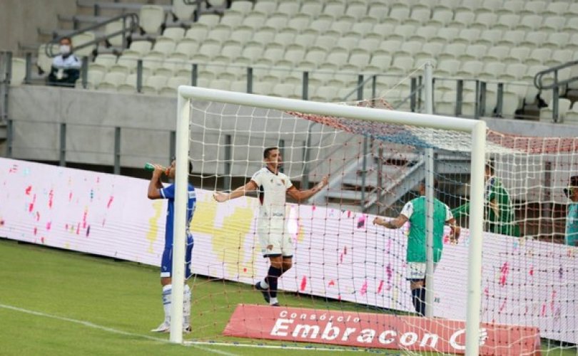 David e Bruno Melo fizeram os gols do Leão do Pici. Dellatorre fez o do CSA (Foto: Kid Jr. / SVM)