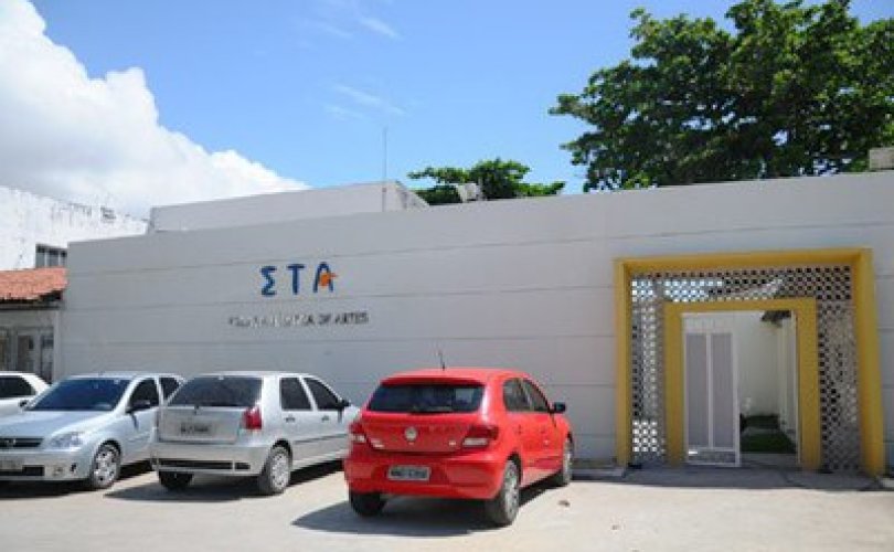 Escola Técnica de Artes da Ufal é localizada na Praça Sinimbú